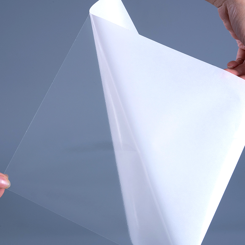 فيلم PET شفاف 25mic مع ملصقات بوليستر شفافة لاصقة قابلة للإزالة