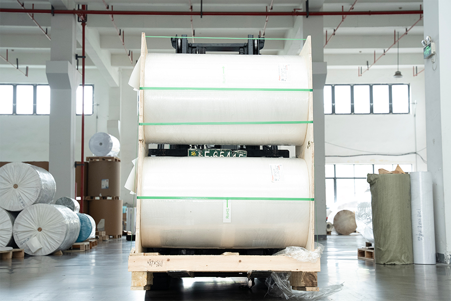 الورق المطلي بنفث الحبر